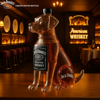 Láhev whisky ve tvaru psa