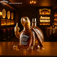 Láhev whisky ve tvaru želvy