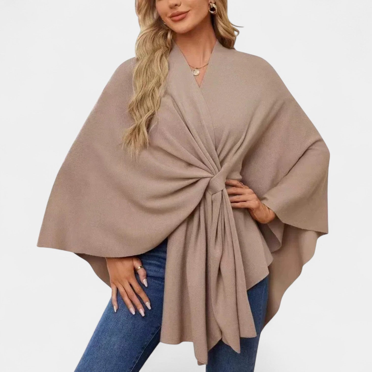 Daniela – Elegantní splývavé pončo s uzlem